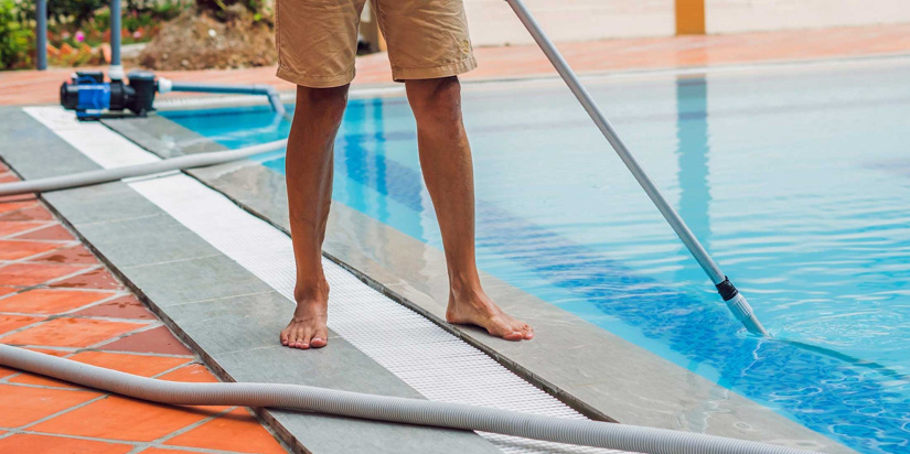6 consejos de limpieza de piscinas para ahorrar dinero a largo plazo 1 6 consejos de limpieza de piscinas para ahorrar dinero a largo plazo